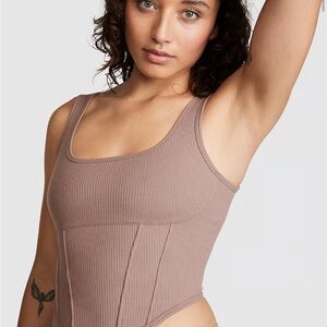 PINK THE CINCHED CORSET TOP Brown